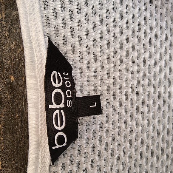 Bebe Sport White Sleeveless Top Size Large - Picture 3 of 7